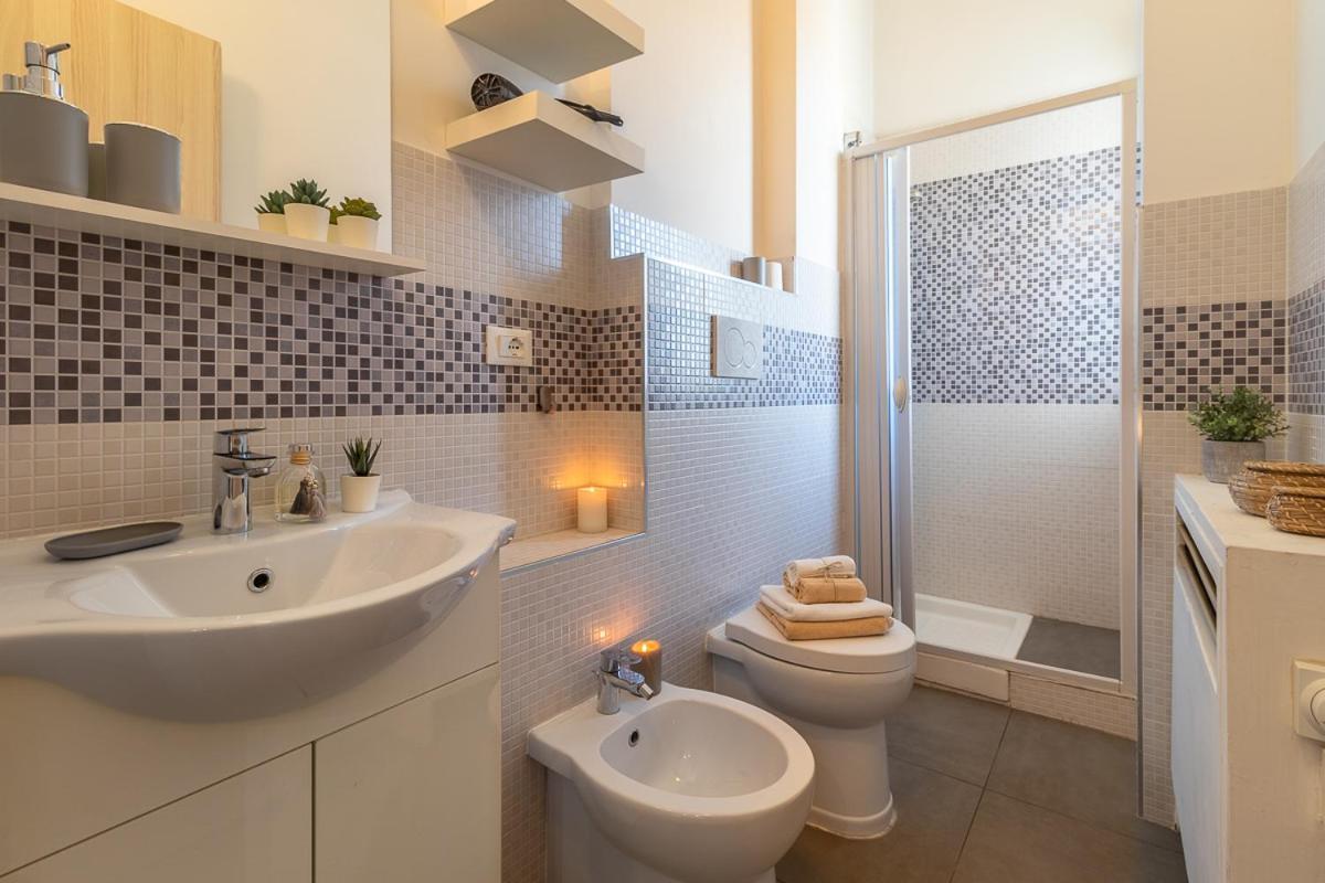 Bologna Bed Station Hotel Ngoại thất bức ảnh
